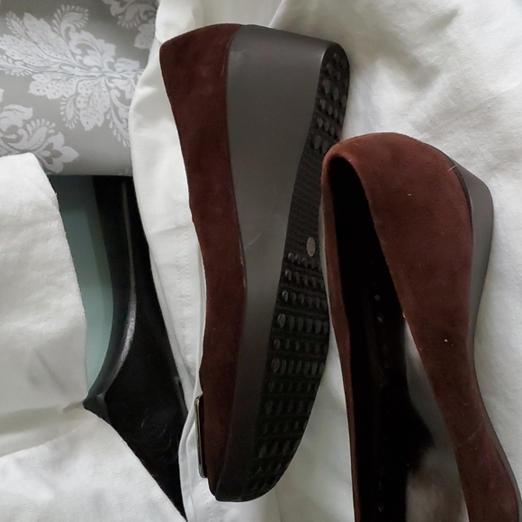 Shoes - Picture 2 of 2